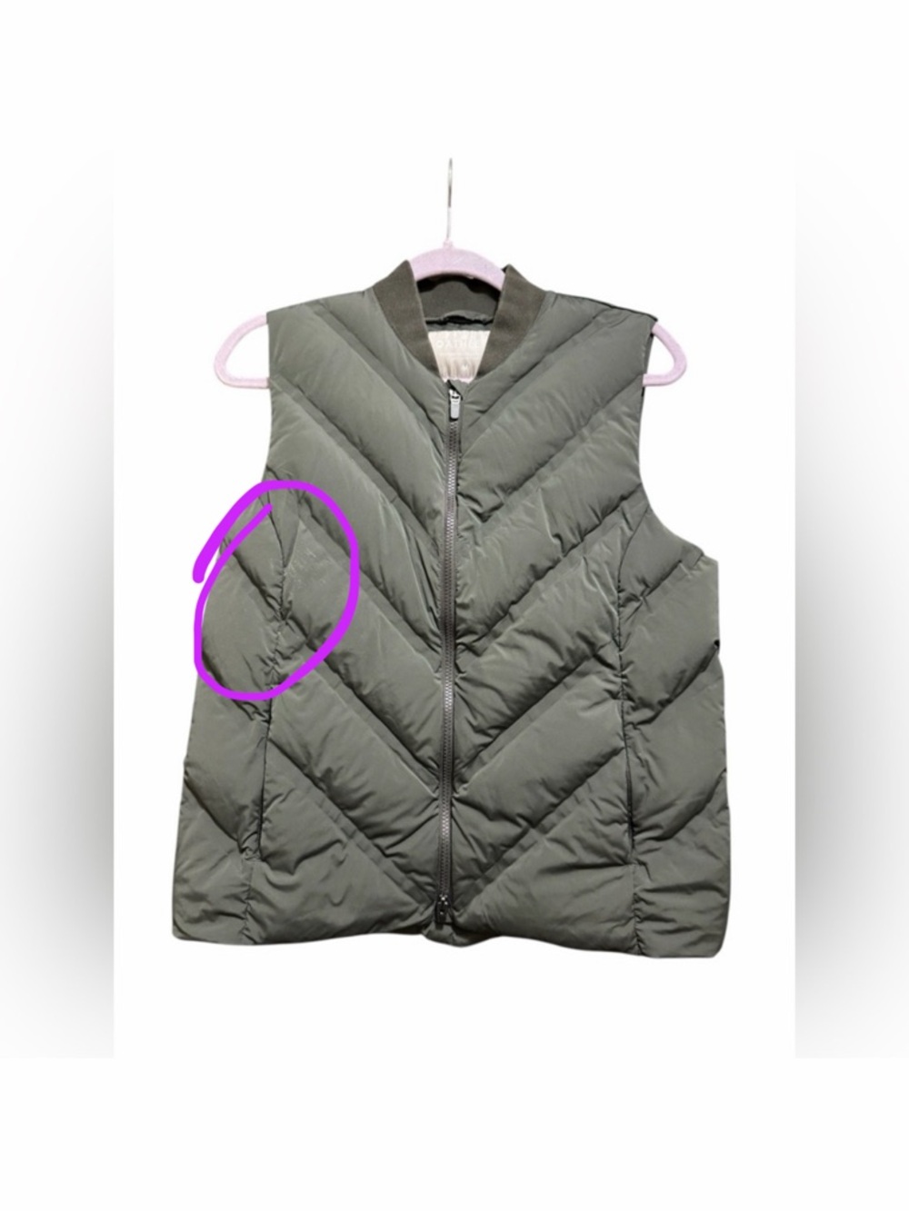 Athleta Inlet Quilted Vest in Olive - Small stain - Picture 7 of 8